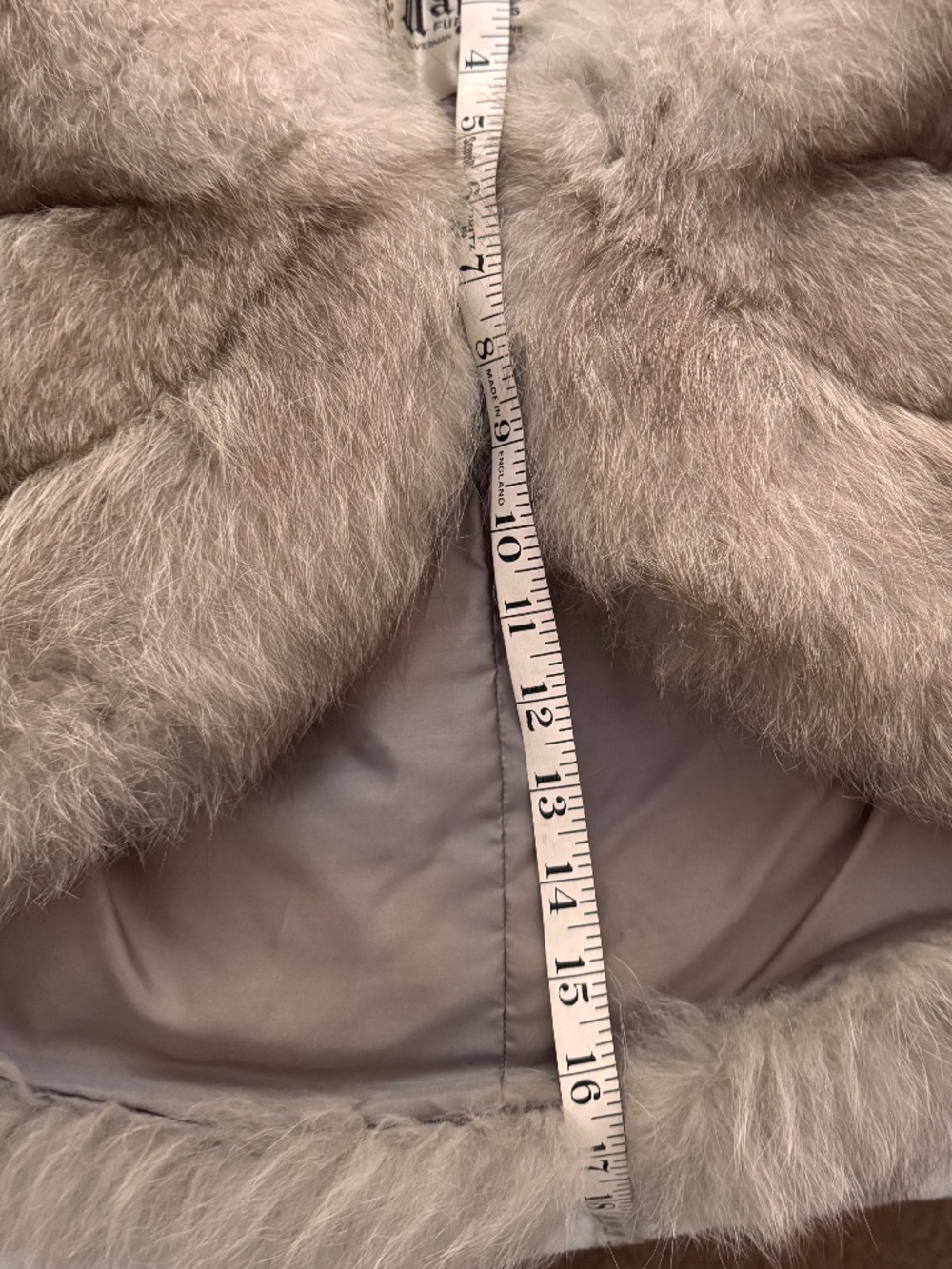 Real Fur Shawl - Picture 5 of 5